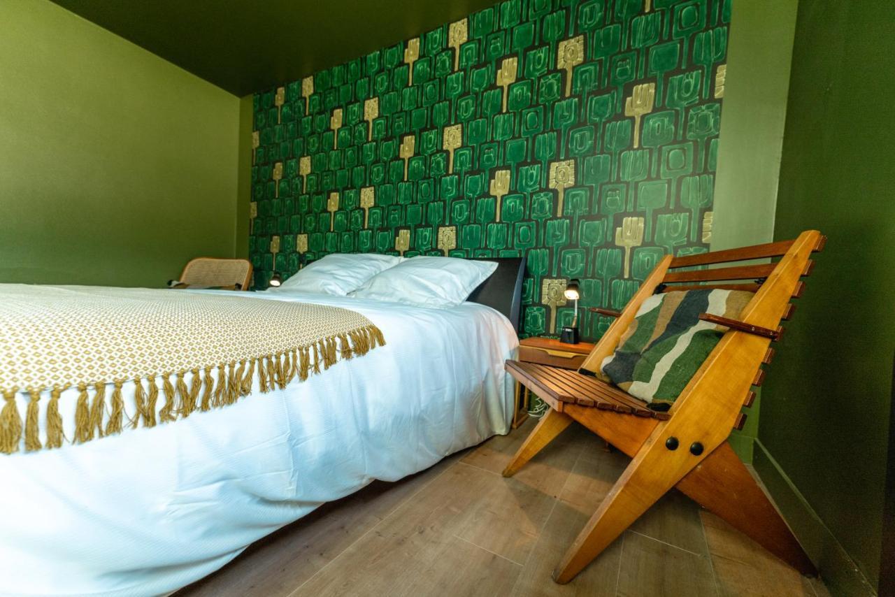 Chambre D'Hote Pres Bordeaux Au Chateau Camponac Bourg-sur-Gironde Exteriör bild